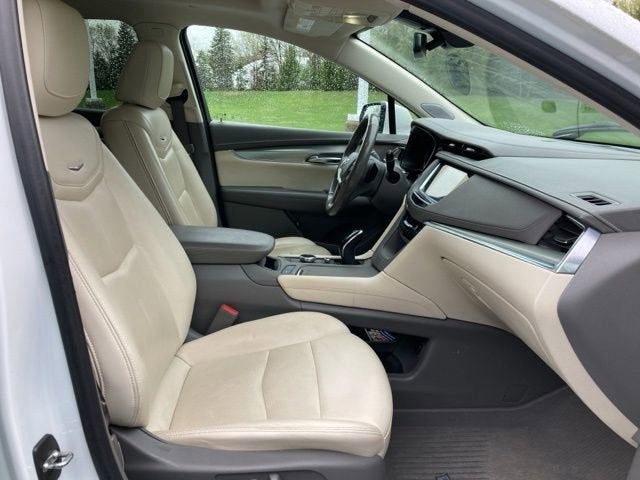 2022 Cadillac XT5 Premium Luxury