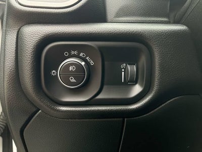 2025 RAM 2500 Tradesman Crew Cab 4x4 8' Box