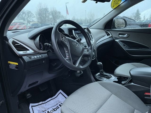 2017 Hyundai Santa Fe SE