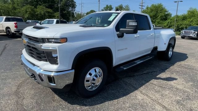2026 Chevrolet Silverado 3500 HD LT DRW