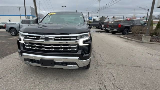 2025 Chevrolet Silverado 1500 LTZ