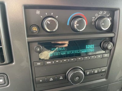 2025 Chevrolet Express Cargo WT