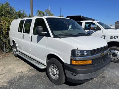 2025 Chevrolet Express Cargo WT