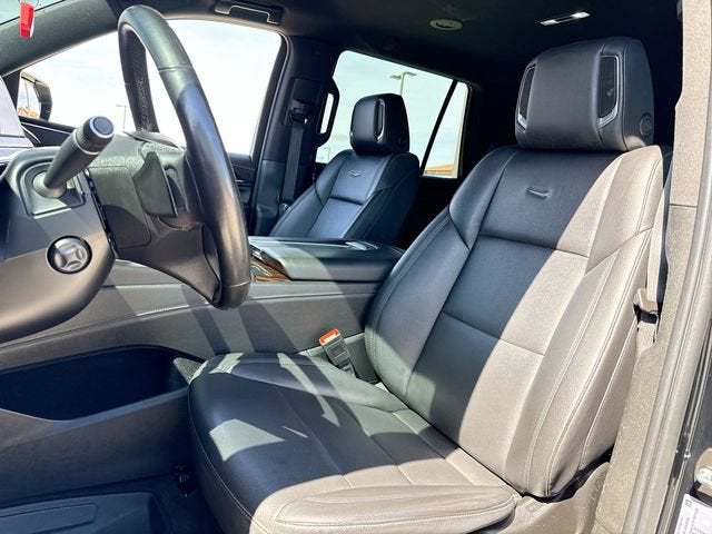 2022 Cadillac Escalade Luxury