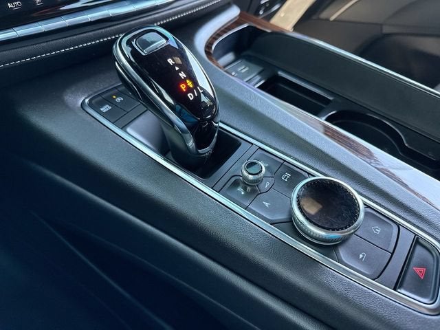 2022 Cadillac Escalade Luxury