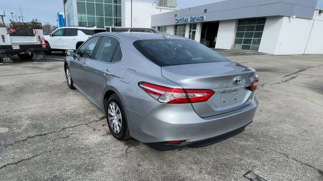 2019 Toyota Camry Hybrid LE