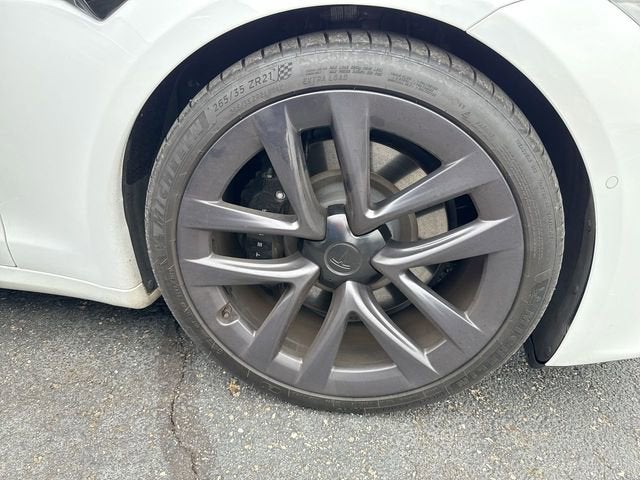 2022 Tesla Model S Plaid