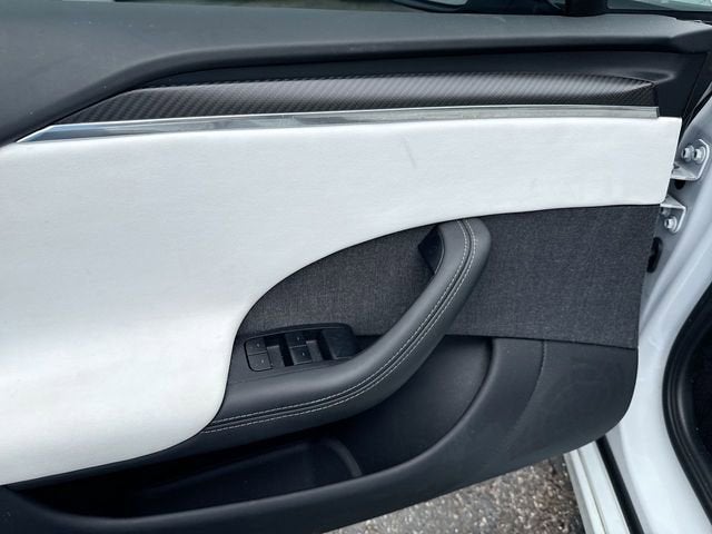 2022 Tesla Model S Plaid