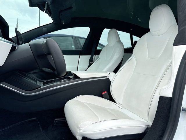 2022 Tesla Model S Plaid