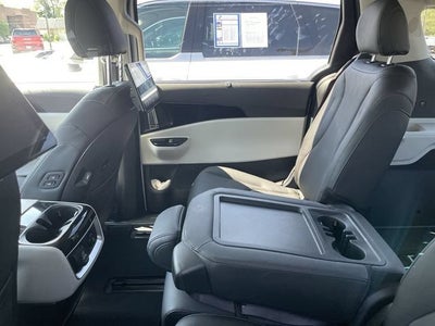 2024 Kia Carnival MPV SX